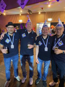 Party in Blau und Weiß